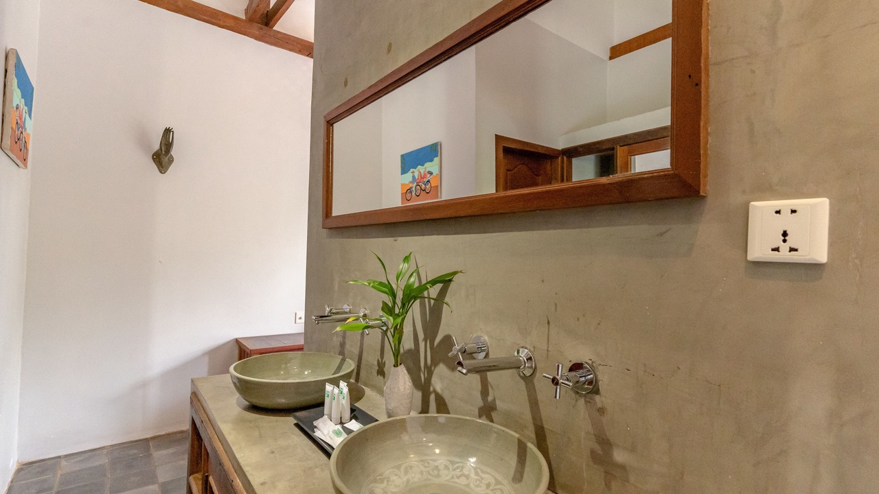 Photo of Bathroom in Downtown Siem Reap