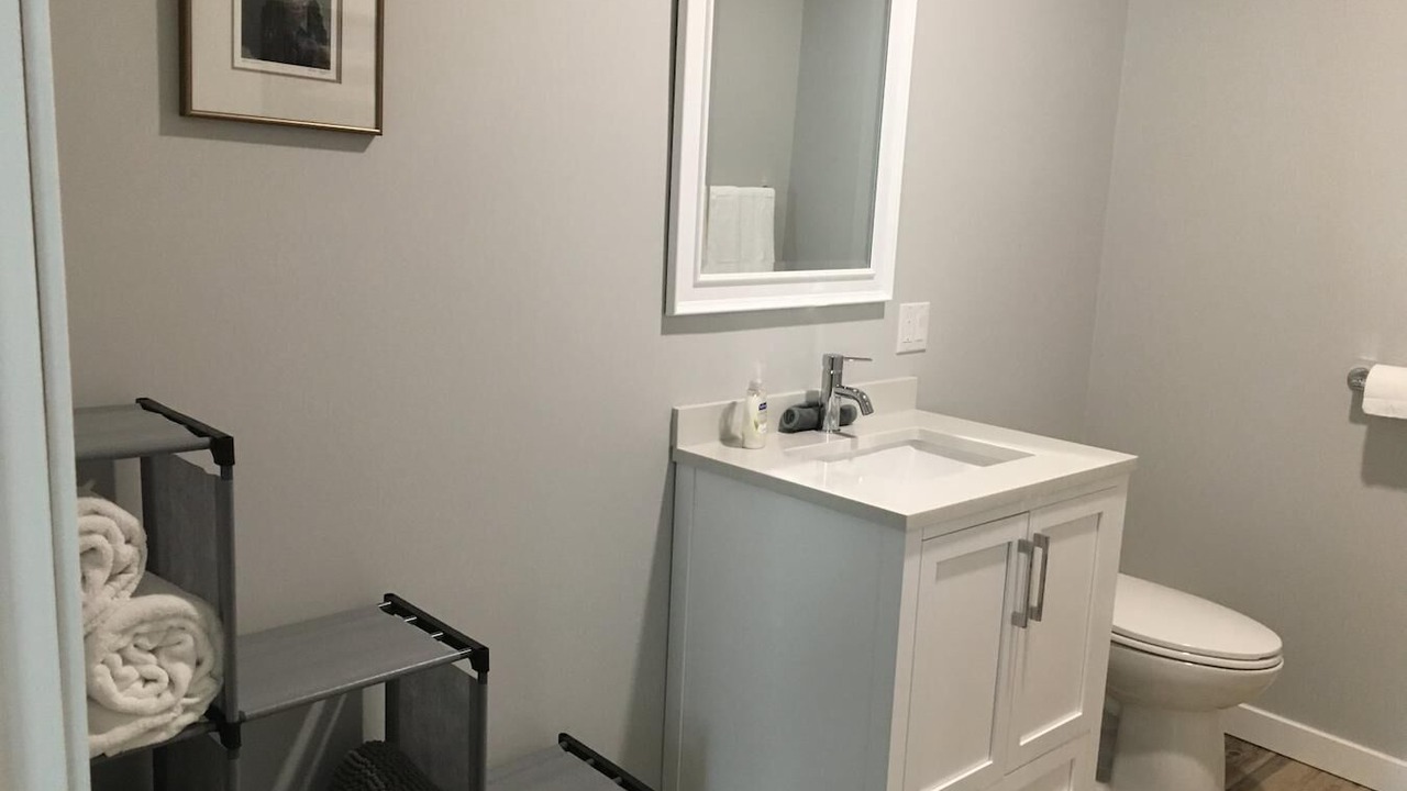 Photo of Bathroom in Division No. 3