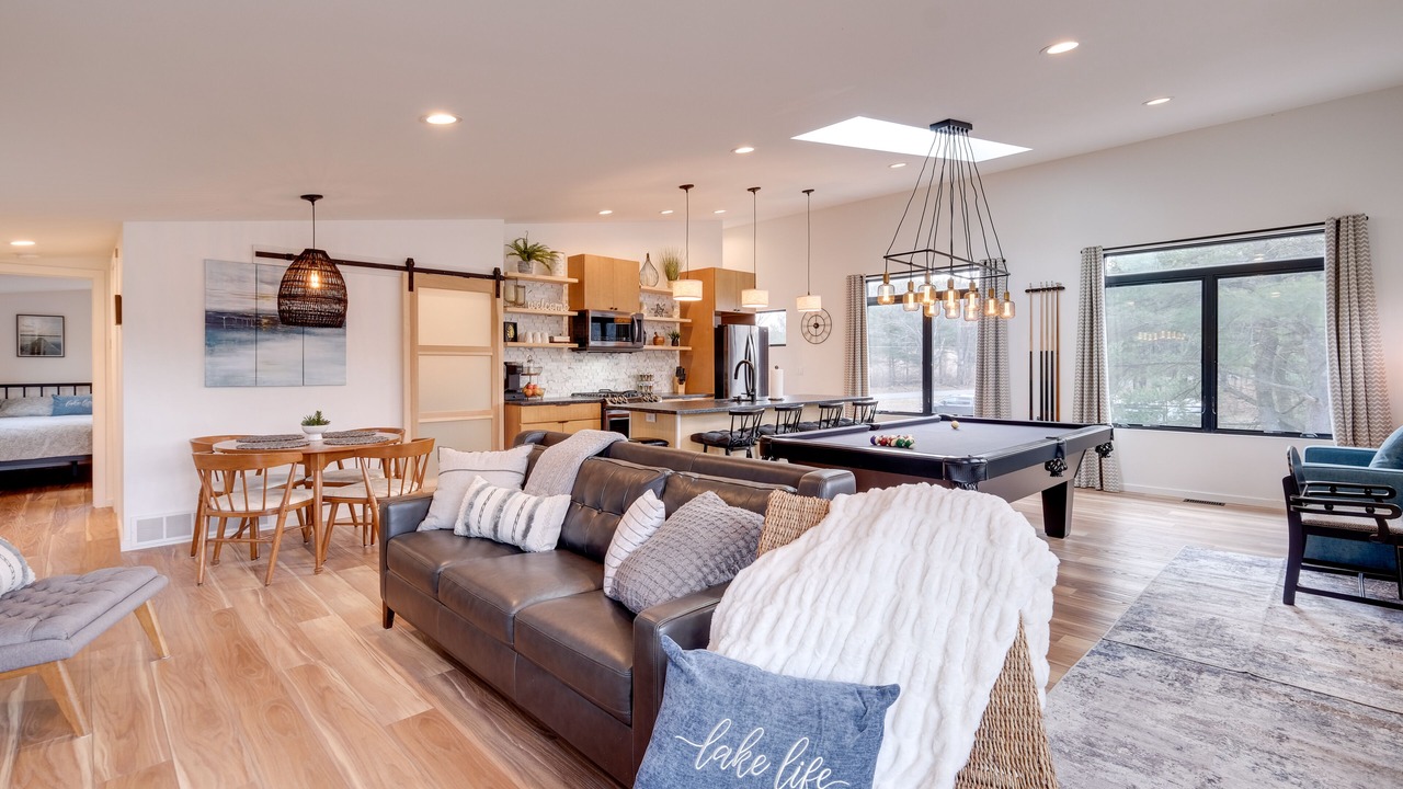 Photo of Livingroom in Bellaire