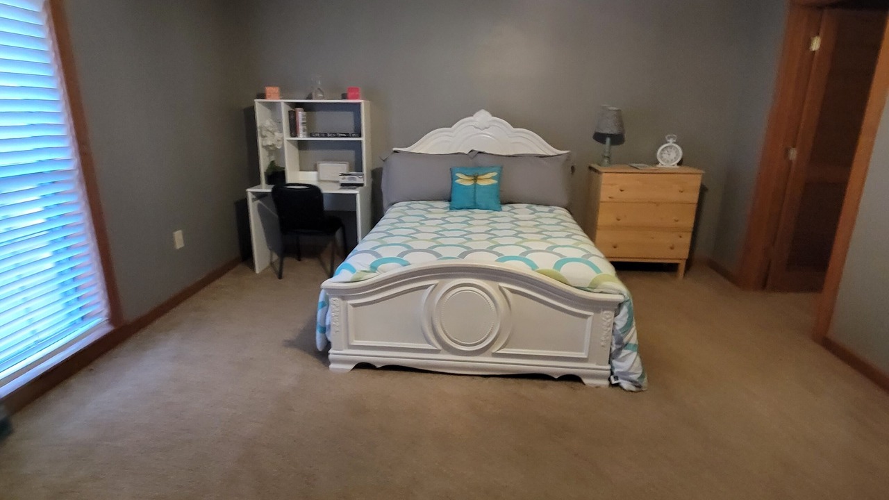Photo of Bedroom in Peach County