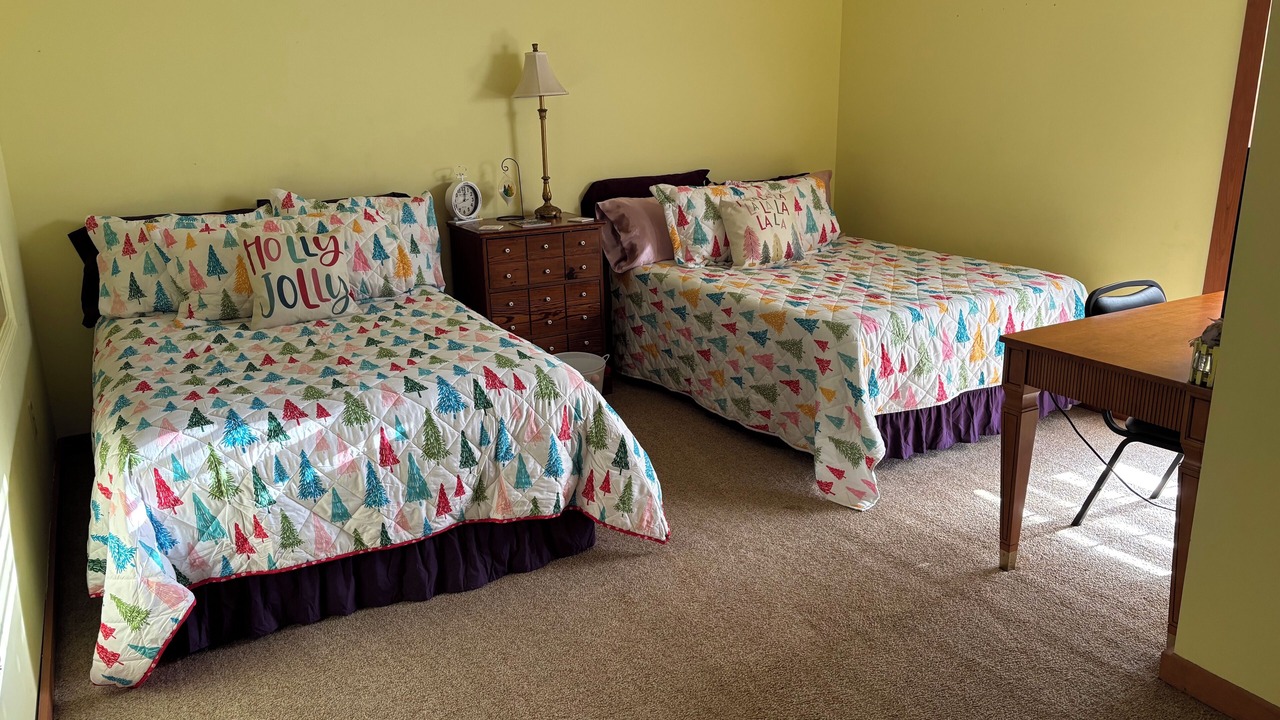 Photo of Bedroom in Peach County