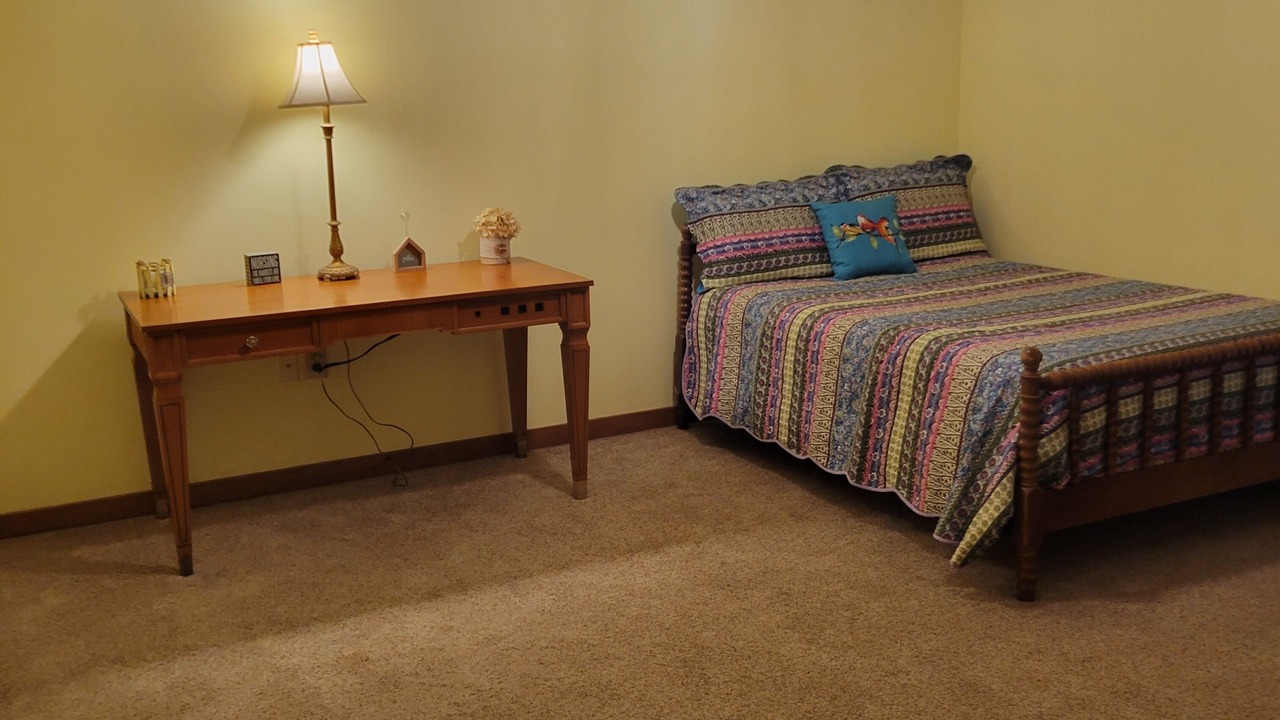 Photo of Bedroom in Peach County