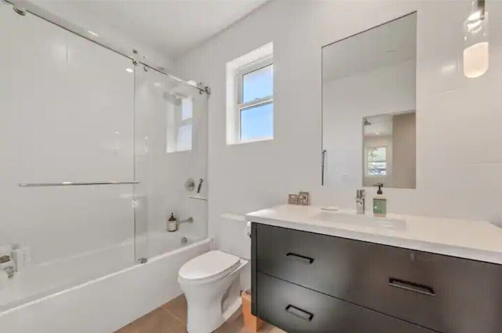 Photo of Bathroom in El Granada