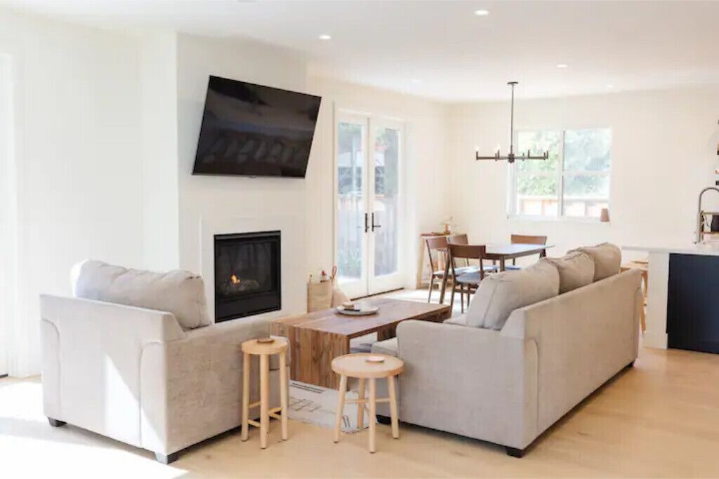 Photo of Livingroom in El Granada