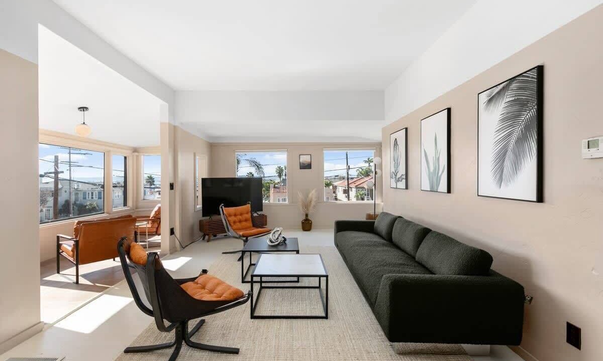 Photo of Livingroom in Bankers Hill
