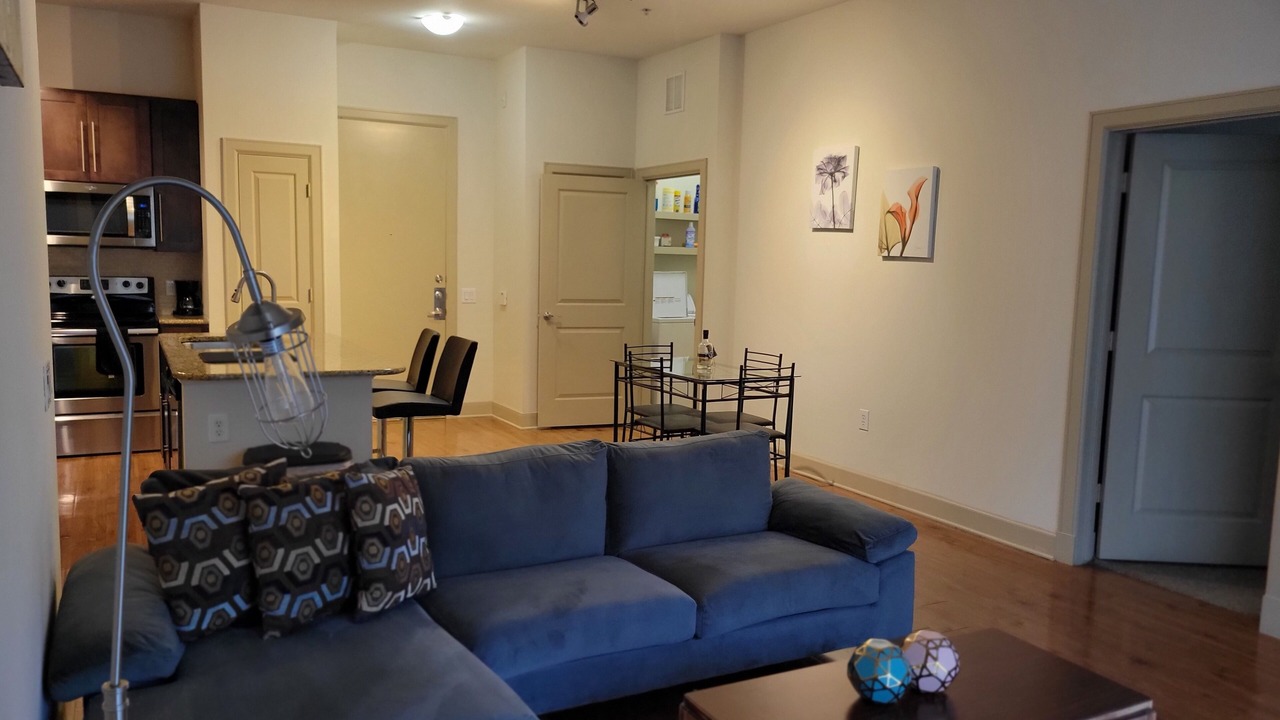 Photo of Livingroom in Astrodome