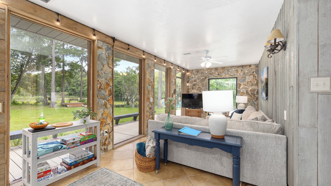 Photo of Bedroom in Dunnellon