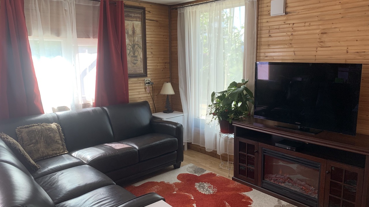 Photo of Livingroom in Whitehorse