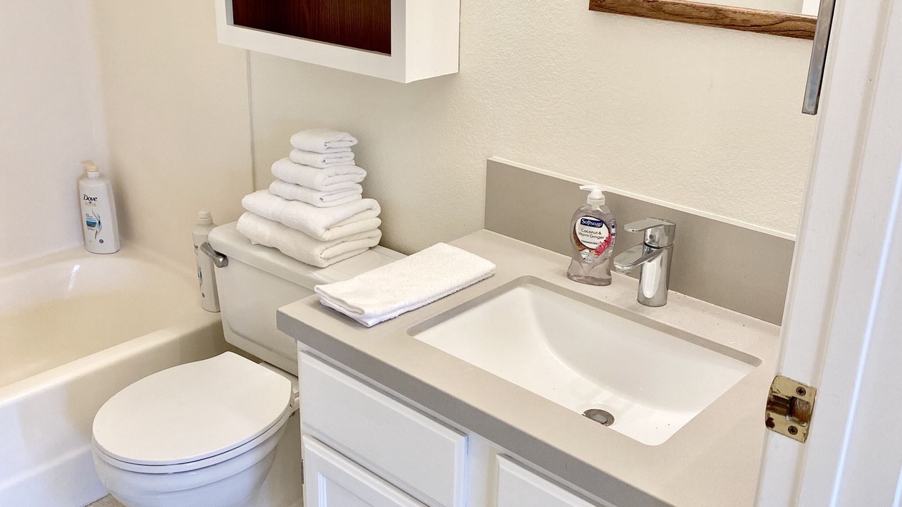 Photo of Bathroom in Carpinteria