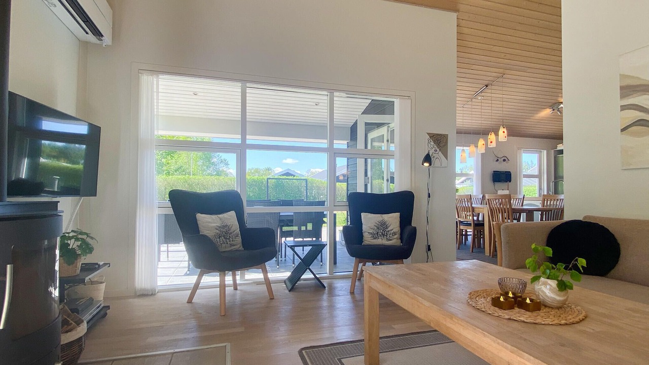 Photo of Bedroom in Hou