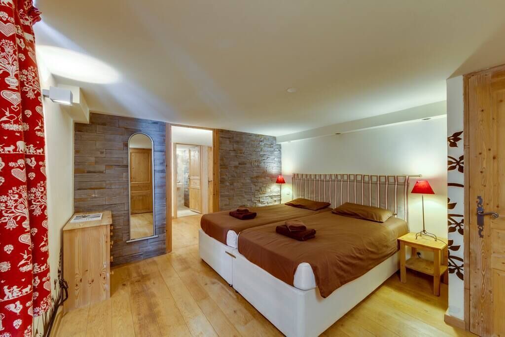 Photo of Others in Val-d'Isere