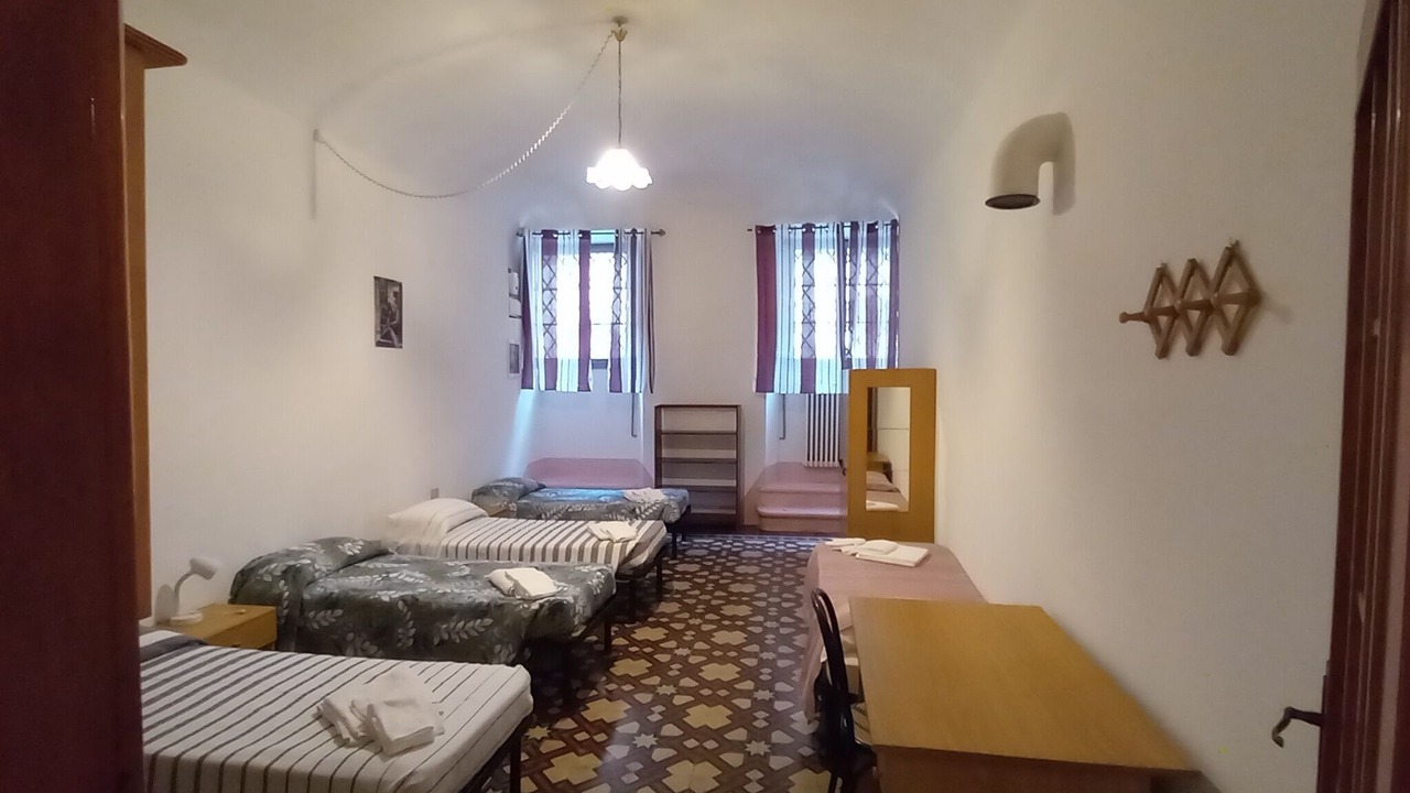 Photo of Bedroom in Pisa City Centre
