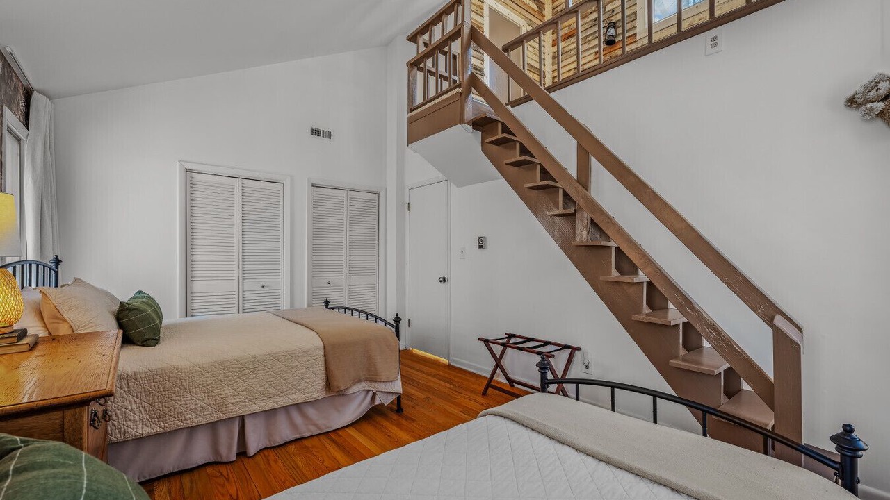Photo of Bedroom in Berkeley Springs