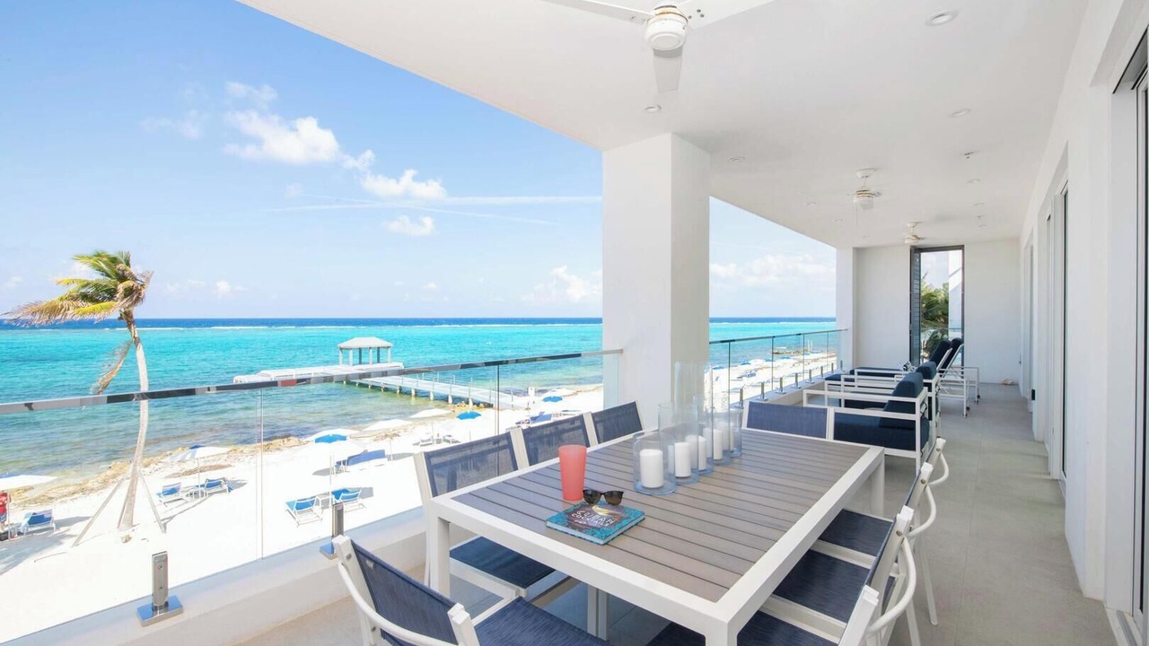 Photo of Patio Balcony in Rum Point