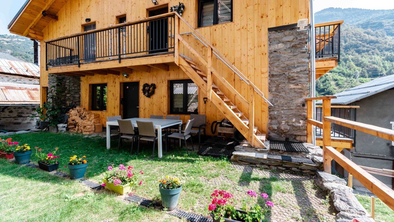 Photo of Outdoor in La Perriere