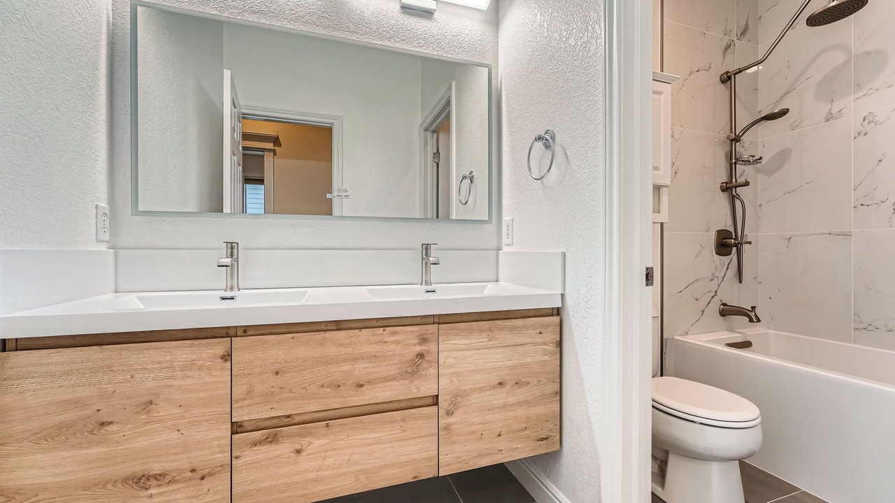 Photo of Bathroom in Stapleton