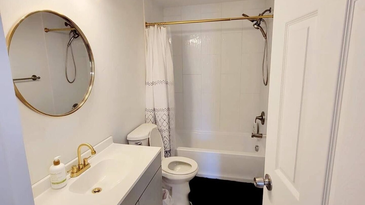 Photo of Bathroom in Duncan