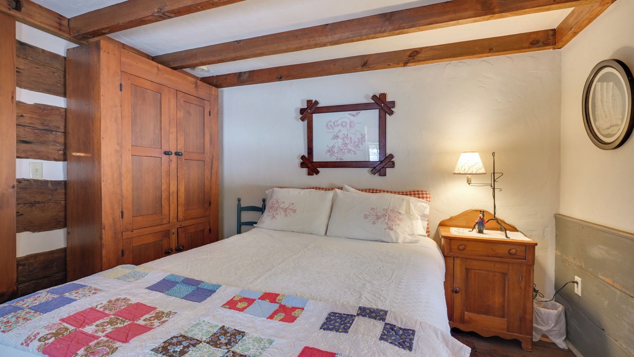 Photo of Bedroom in Pine Grove Mills