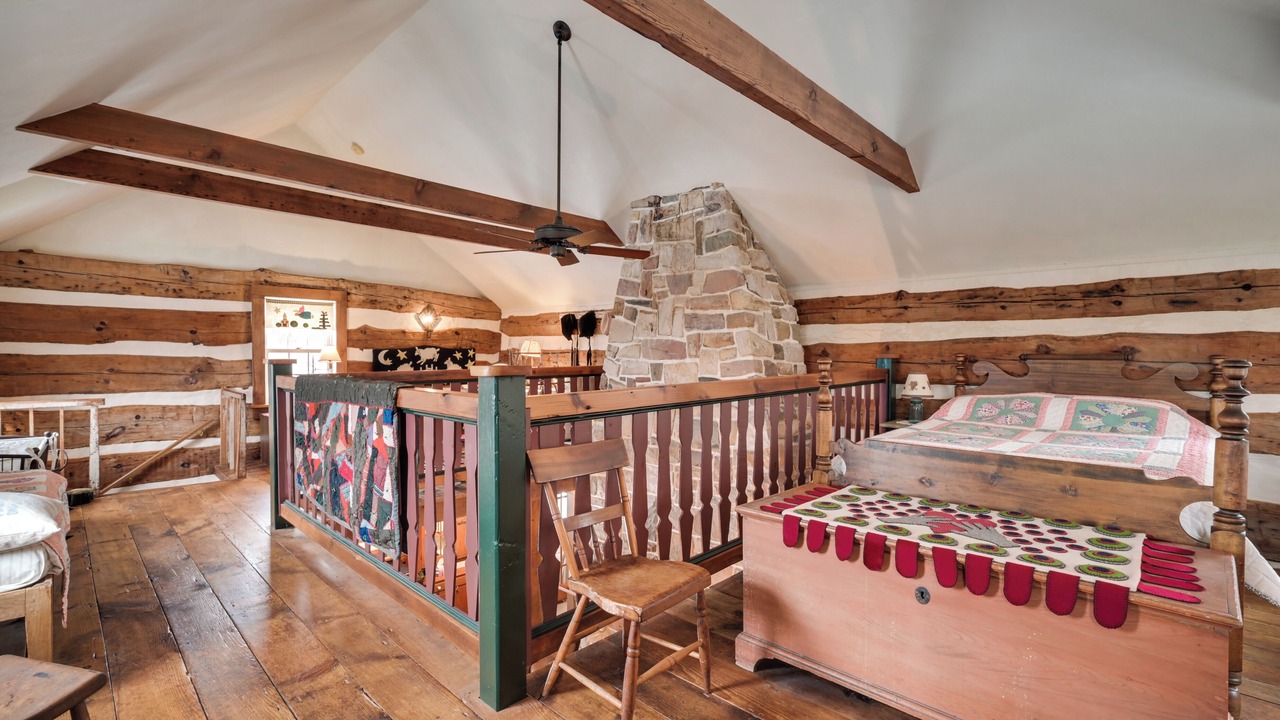 Photo of Bedroom in Pine Grove Mills