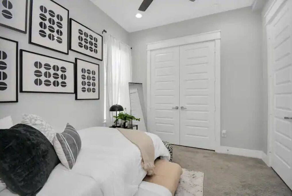 Photo of Bedroom in Astrodome