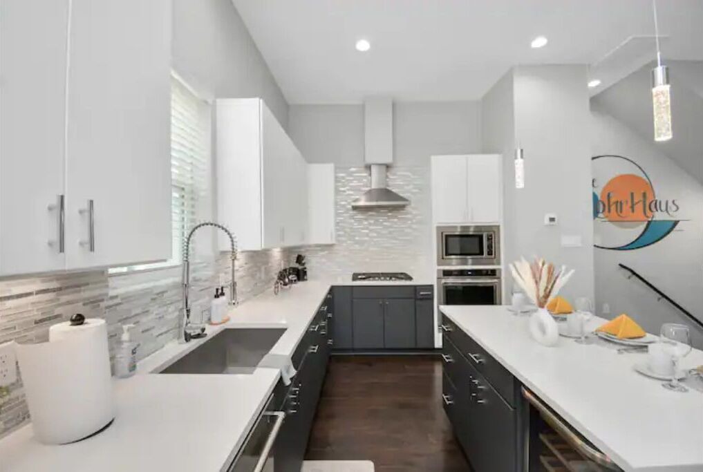 Photo of Kitchen in Astrodome