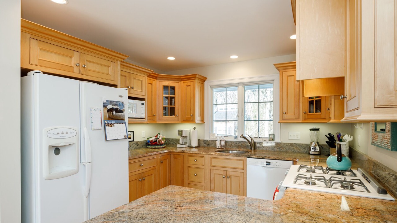 Photo of Kitchen in Popponesset
