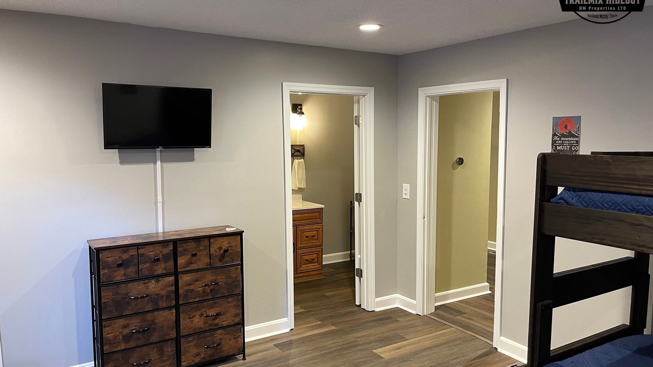 Photo of Bedroom in Matewan