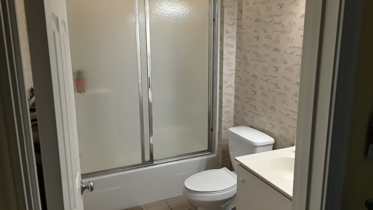 Photo of Bathroom in Red Hill
