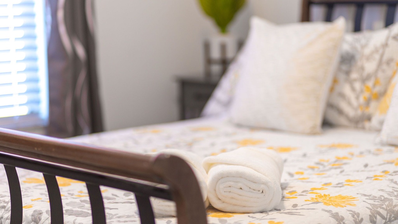 Photo of Bedroom in Seffner Community Alliance