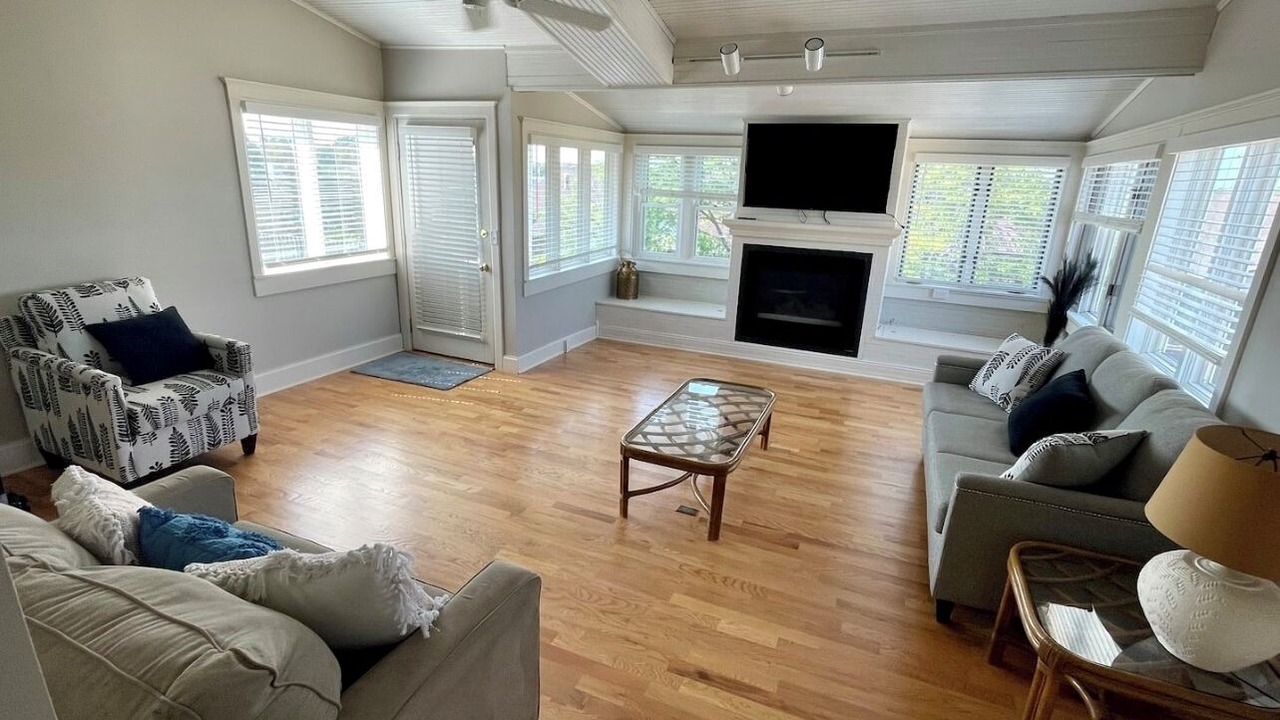 Photo of Livingroom in De Pere