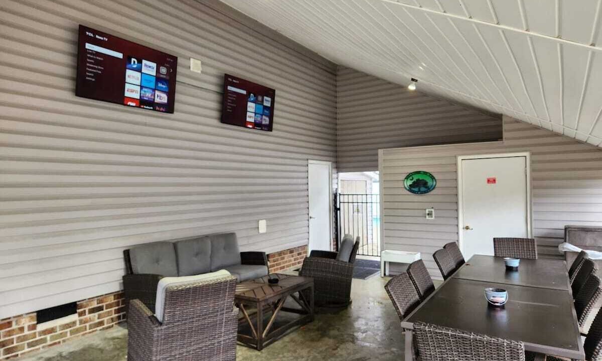 Photo of Outdoor in Windy Hill