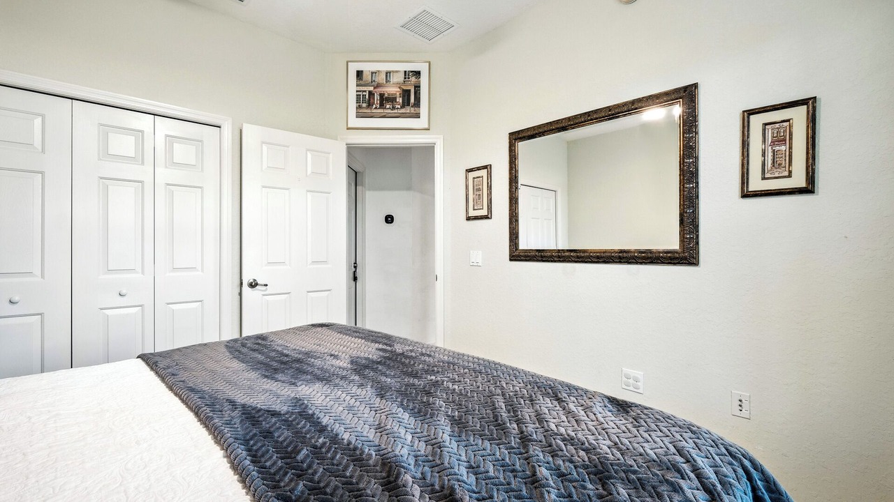 Photo of Bedroom in Dunnellon