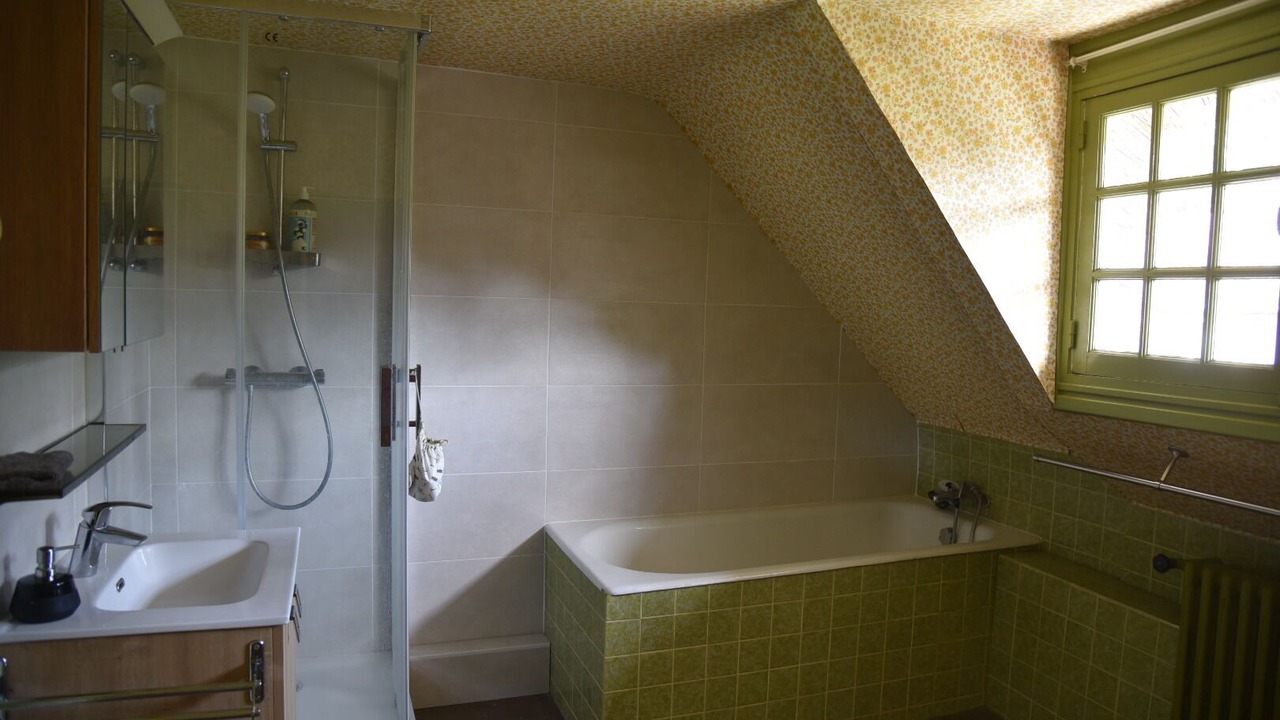 Photo of Bathroom in Hermeray