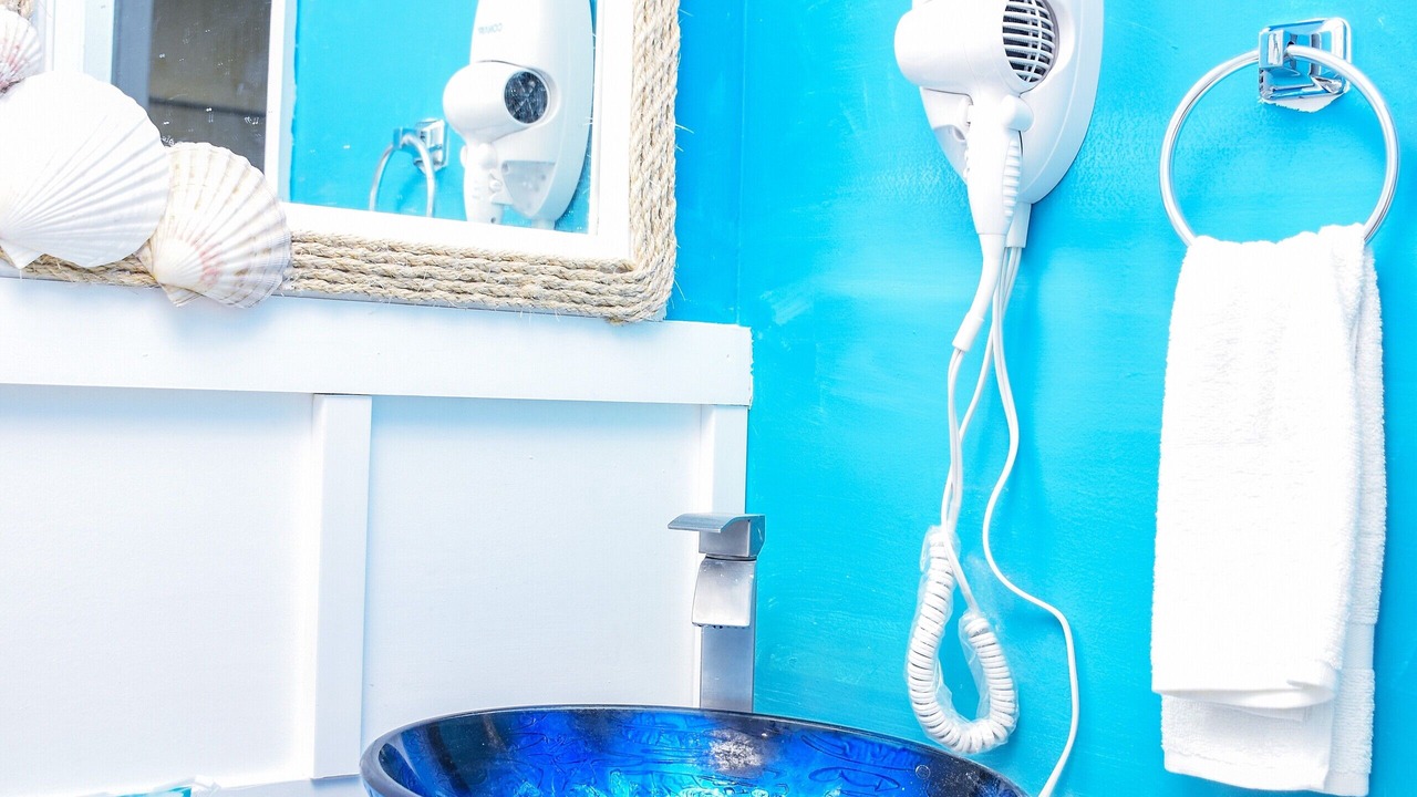Photo of Bathroom in Hialeah