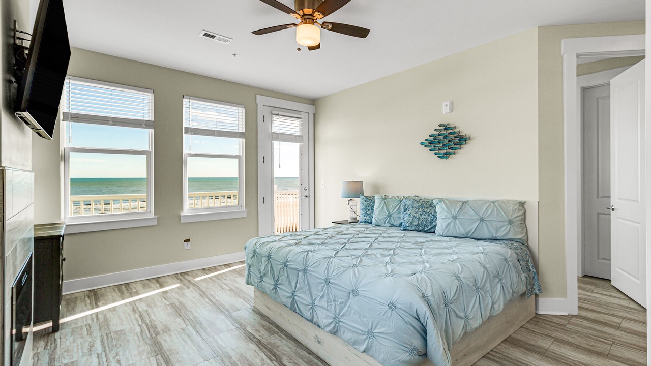 Photo of Bedroom in Crescent Beach