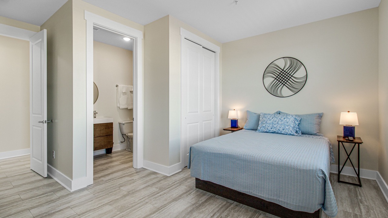 Photo of Bedroom in Crescent Beach