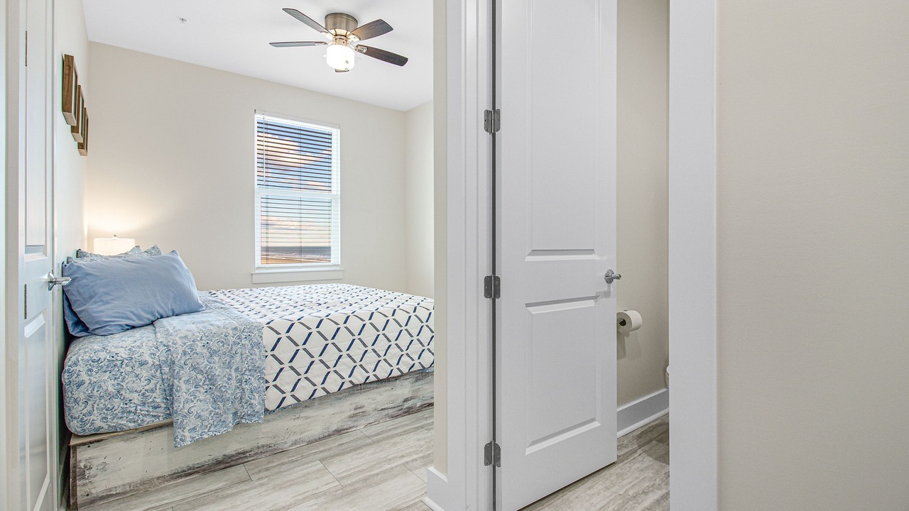 Photo of Bedroom in Crescent Beach