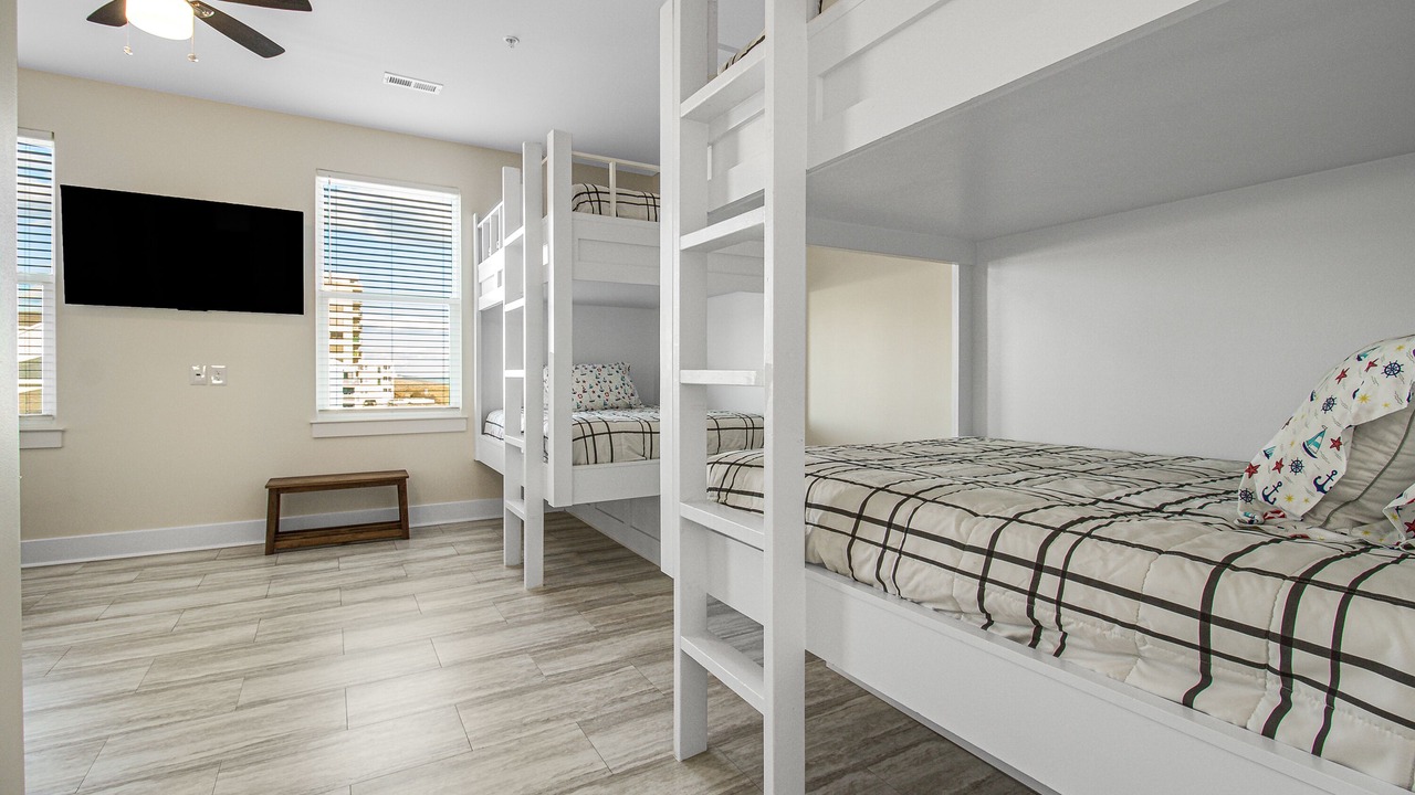 Photo of Bedroom in Crescent Beach