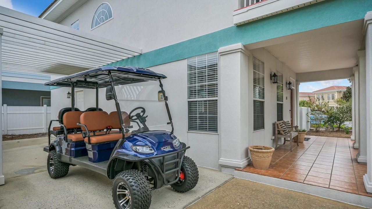Photo of Outdoor in Emerald Waters Village