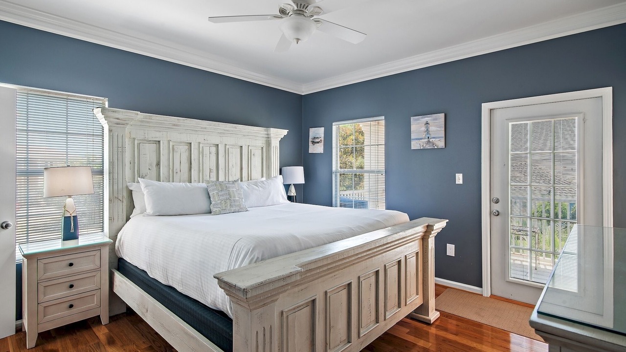 Photo of Bedroom in Emerald Waters Village