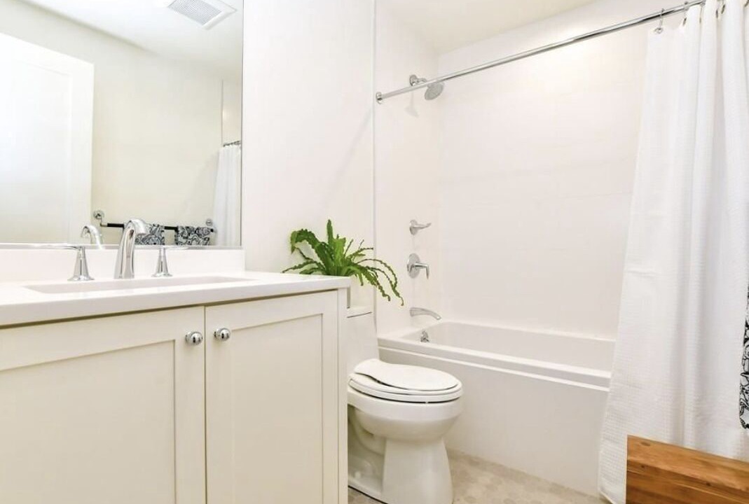 Photo of Bathroom in Shawmut