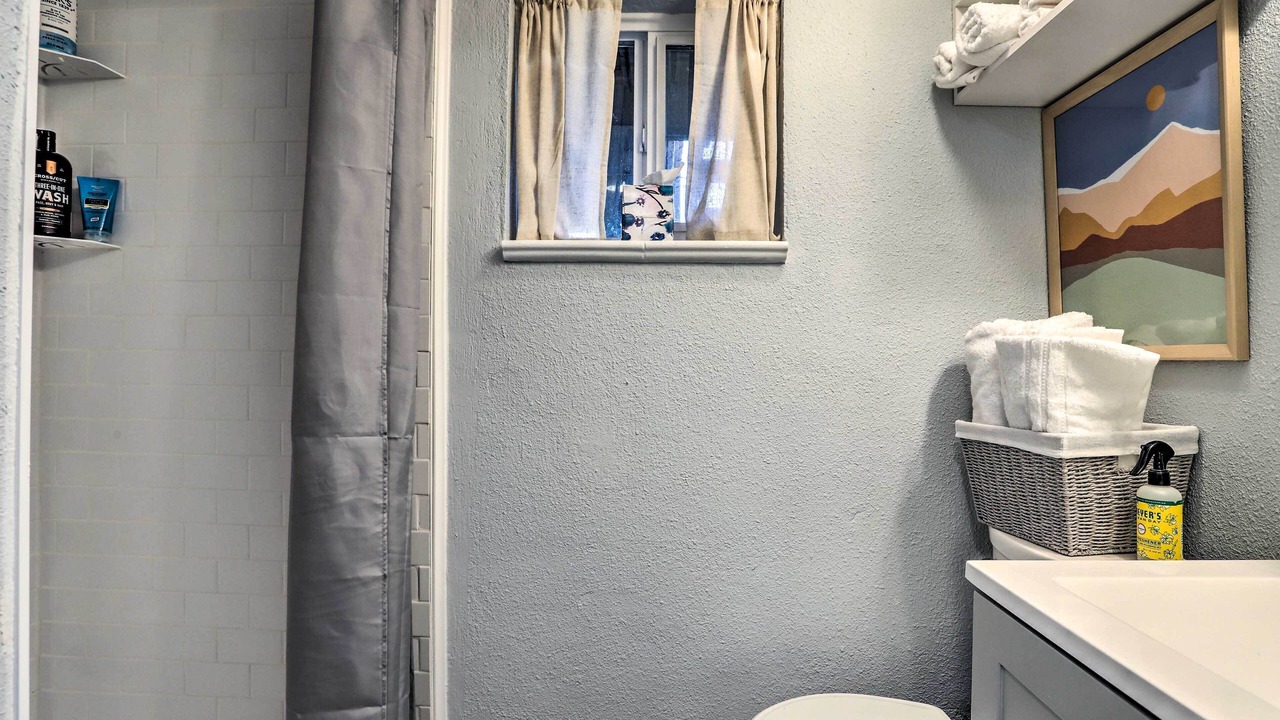 Photo of Bathroom in Sunnyside