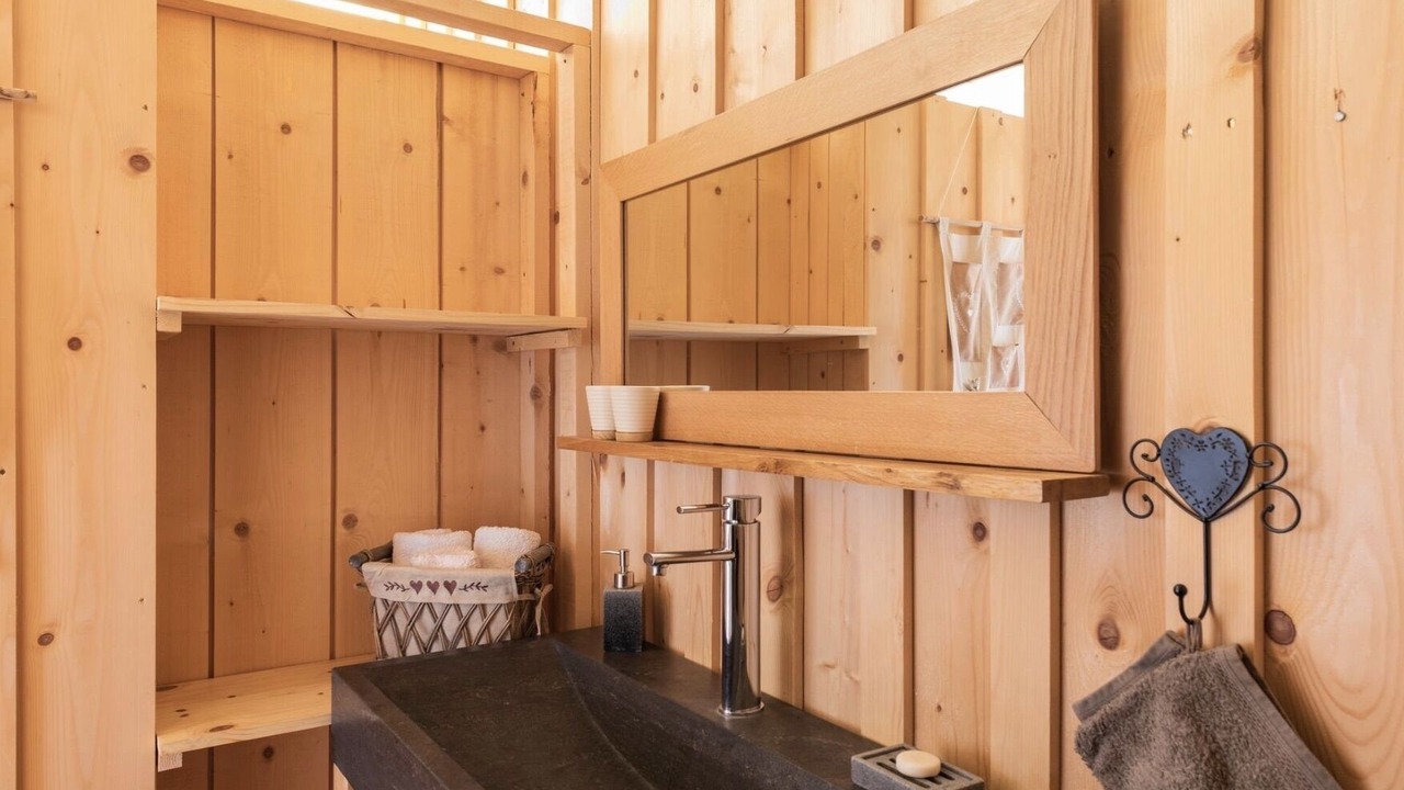 Photo of Bathroom in Montclar