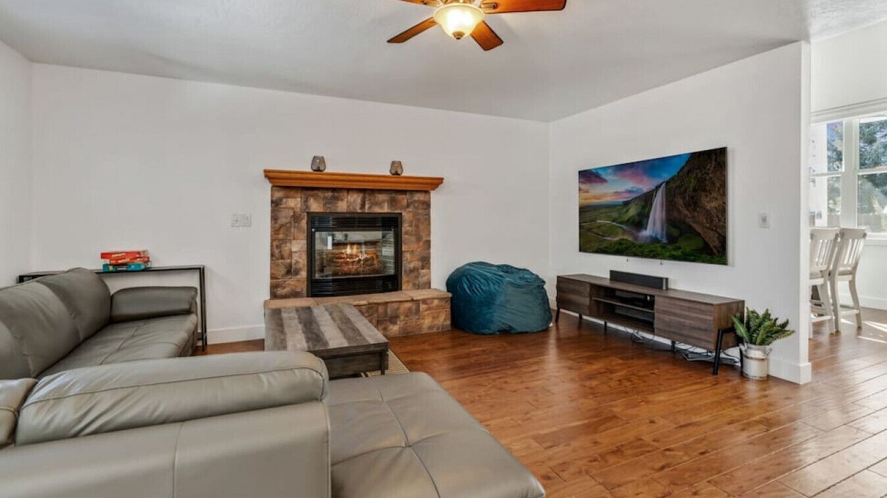Photo of Livingroom in Swiss Manor