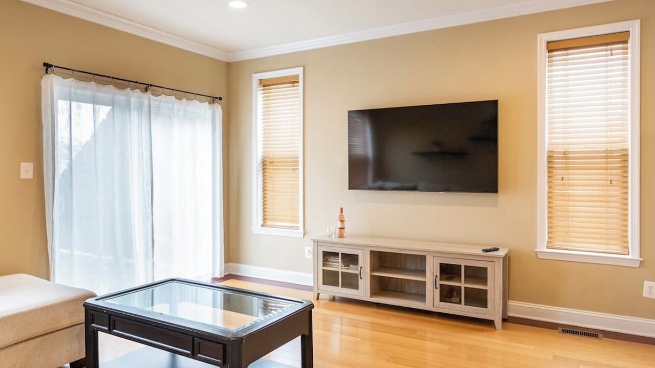 Photo of Livingroom in Bridgeport