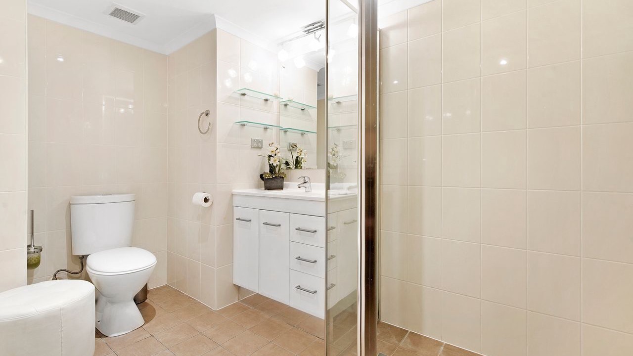 Photo of Bathroom in Burleigh Heads
