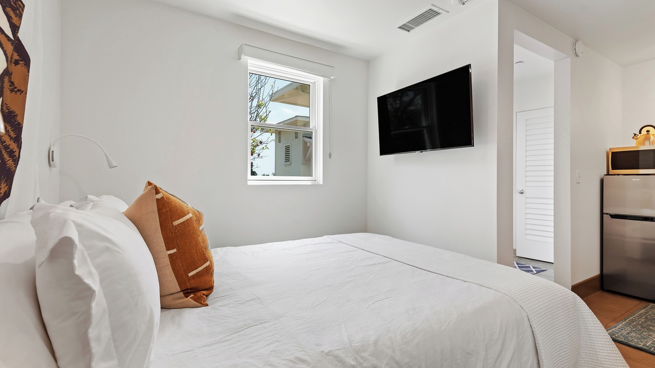 Photo of Bedroom in Summerland