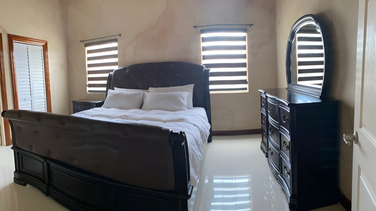 Photo of Bedroom in West Gate Hills