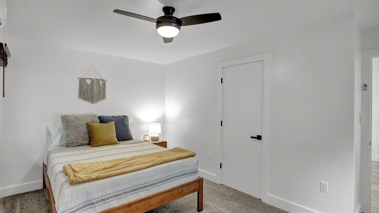 Photo of Bedroom in Newport