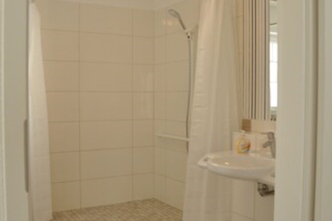 Photo of Bathroom in Loose